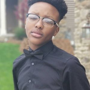 Meet your Posher, Isaiah